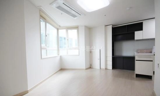 서울특별시 강남구 역삼동 오피스텔 사진 1