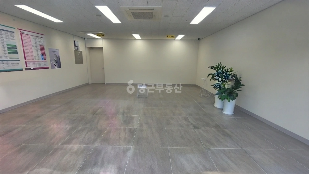대구광역시 남구 대명동 상가 사진 1