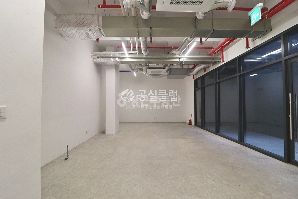 서울특별시 강남구 논현동 사무실 사진 1