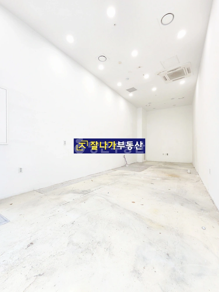 경기도 고양시 일산서구 탄현동 상가 사진 1