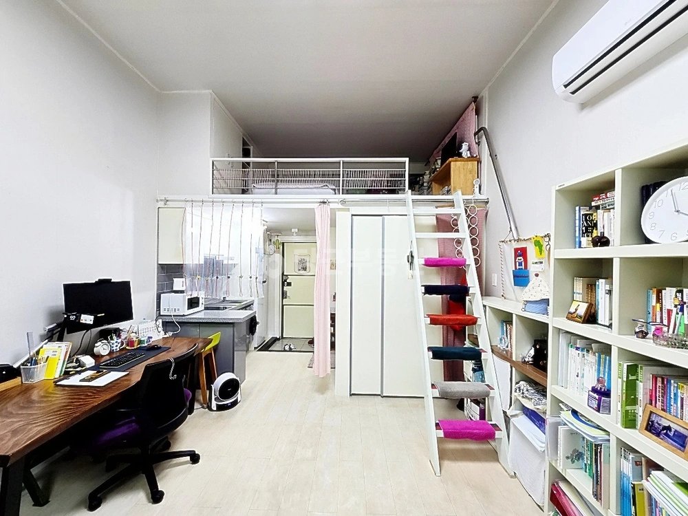 서울특별시 마포구 서교동 오피스텔 사진 1
