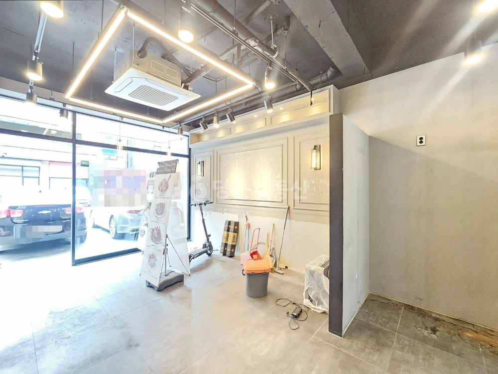 대구광역시 북구 사수동 상가 사진 1