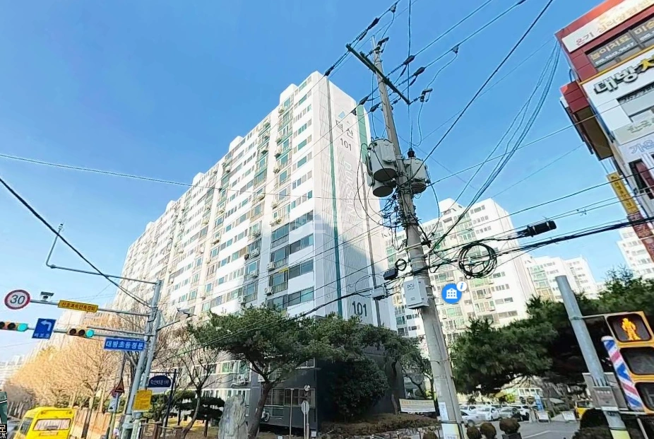 경상남도 창원시 성산구 대방동 아파트 사진 1