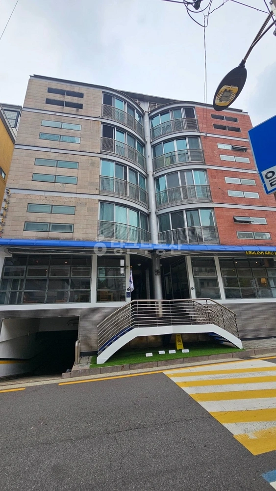 서울특별시 강남구 역삼동 건물 사진 1