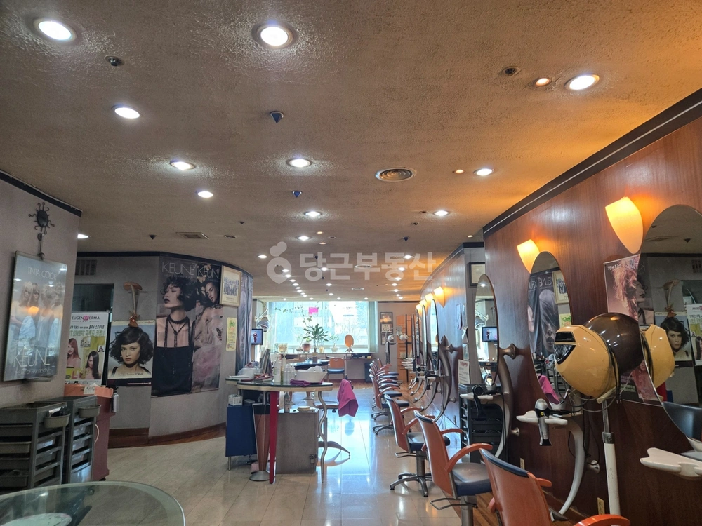 경상남도 창원시 성산구 중앙동 상가 사진 1