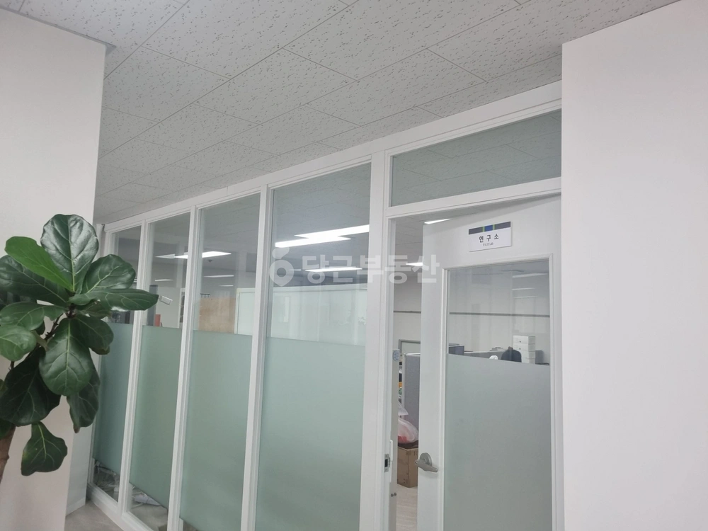 충청남도 천안시 동남구 신부동 상가 사진 1