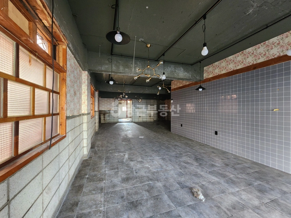 부산광역시 부산진구 개금동 상가 사진 1