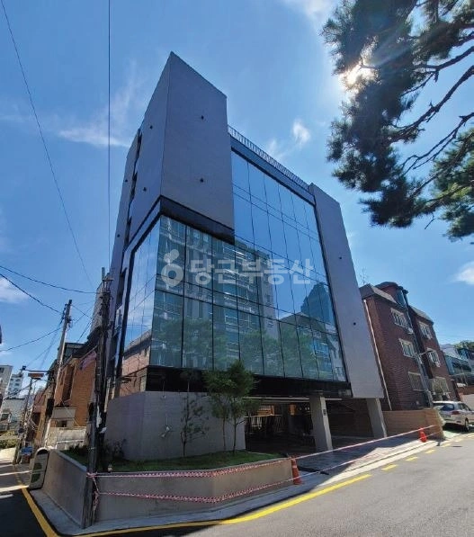 서울특별시 강남구 역삼동 건물 사진 1