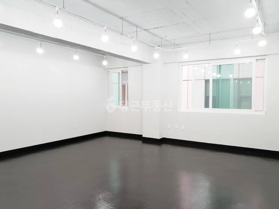 서울특별시 강남구 역삼동 사무실 사진 1