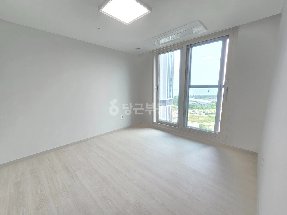 인천광역시 영종구 운남동 아파트 사진 1
