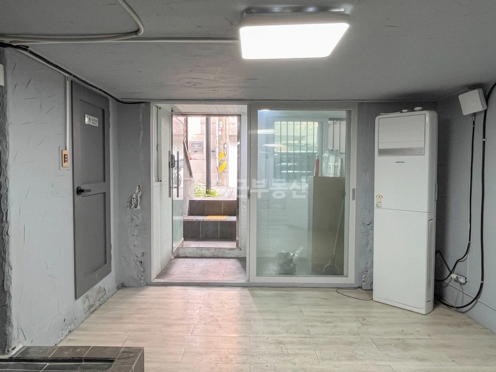 서울특별시 서대문구 연희동 상가 사진 1