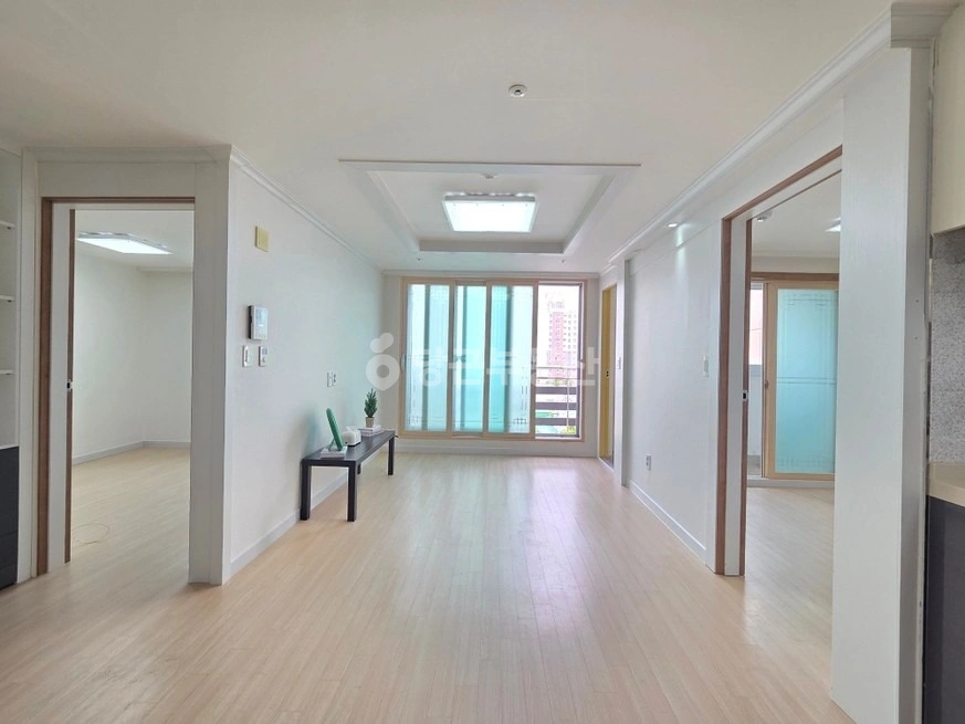 인천광역시 미추홀구 숭의동 아파트 사진 1