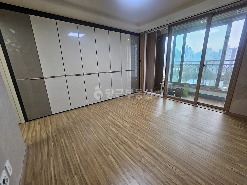 경상남도 통영시 광도면 아파트 사진 1