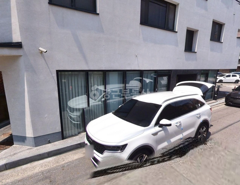 경기도 수원시 영통구 원천동 상가 사진 1