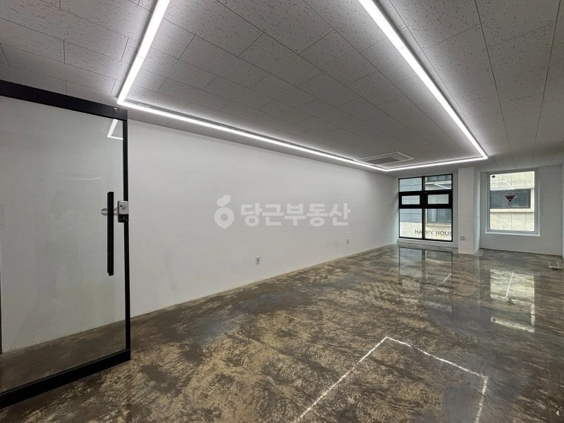 경기도 수원시 영통구 매탄동 사무실 사진 1