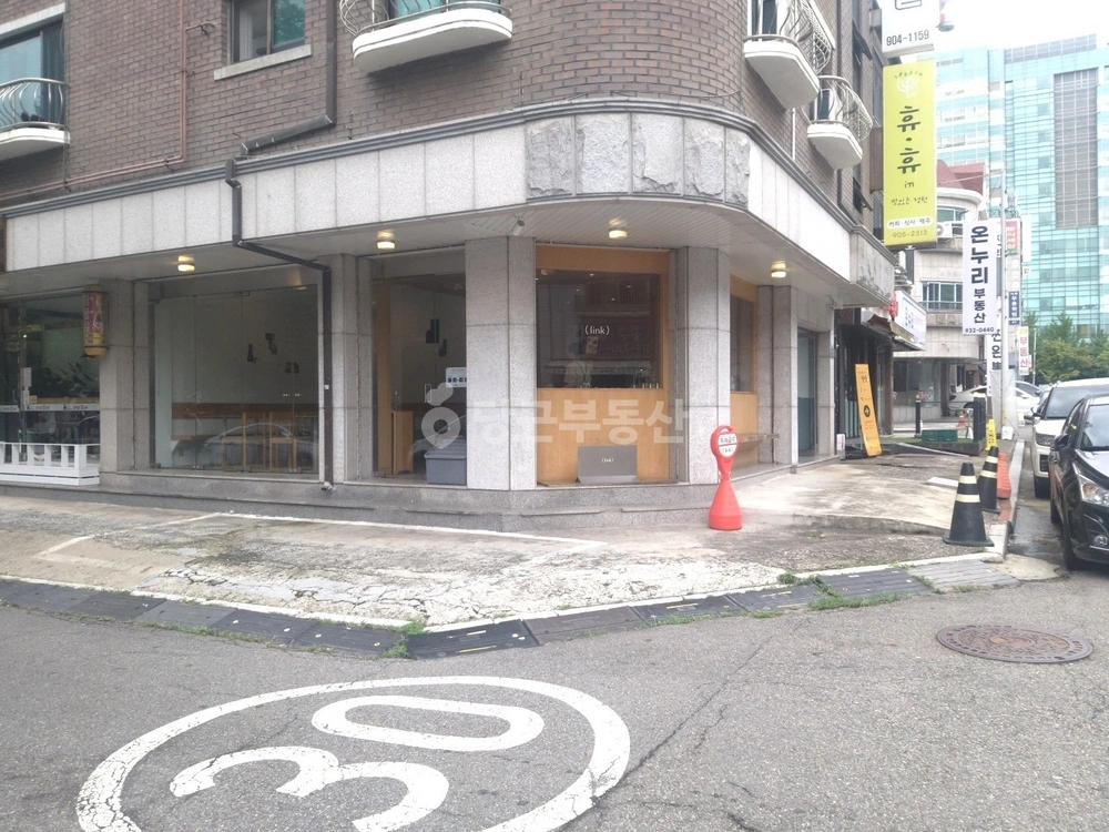 경기도 고양시 일산동구 마두동 상가 사진 1