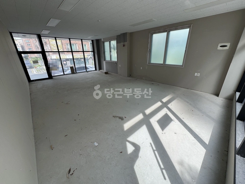 대전광역시 유성구 덕명동 상가 사진 1