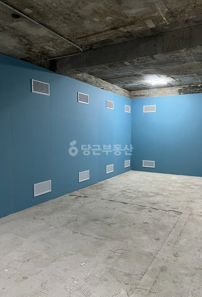 전남광주통합특별시 동구 동명동 상가 사진 1