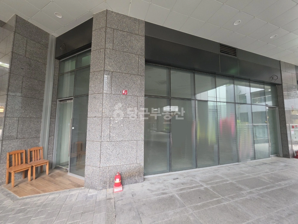 경기도 수원시 영통구 하동 상가 사진 1