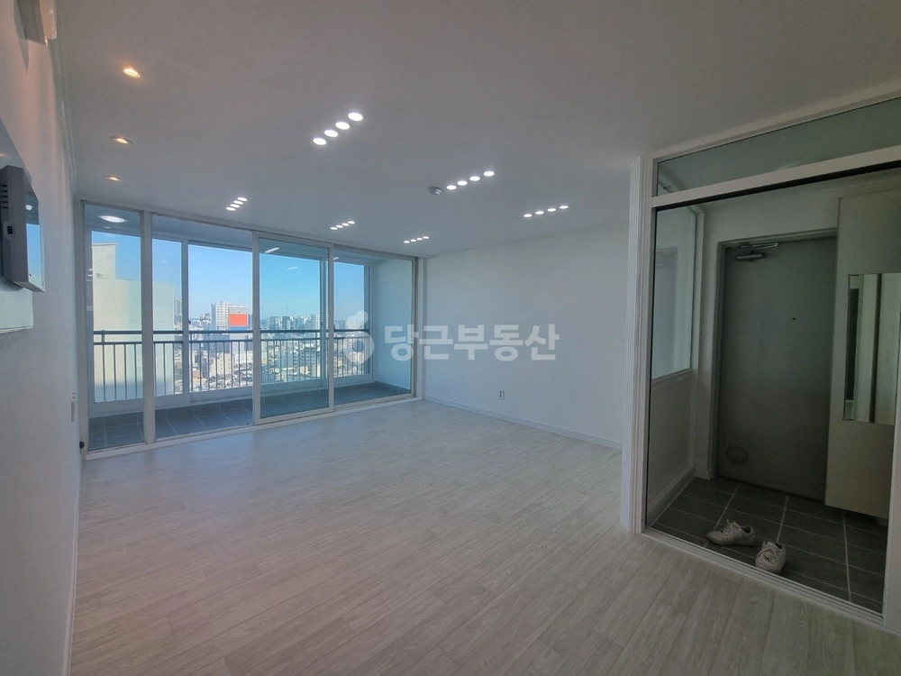 부산광역시 수영구 광안동 아파트 사진 1