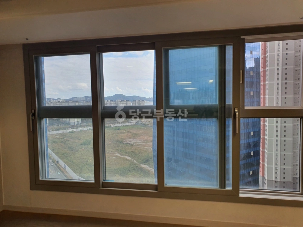 부산광역시 강서구 명지동 아파트 사진 1