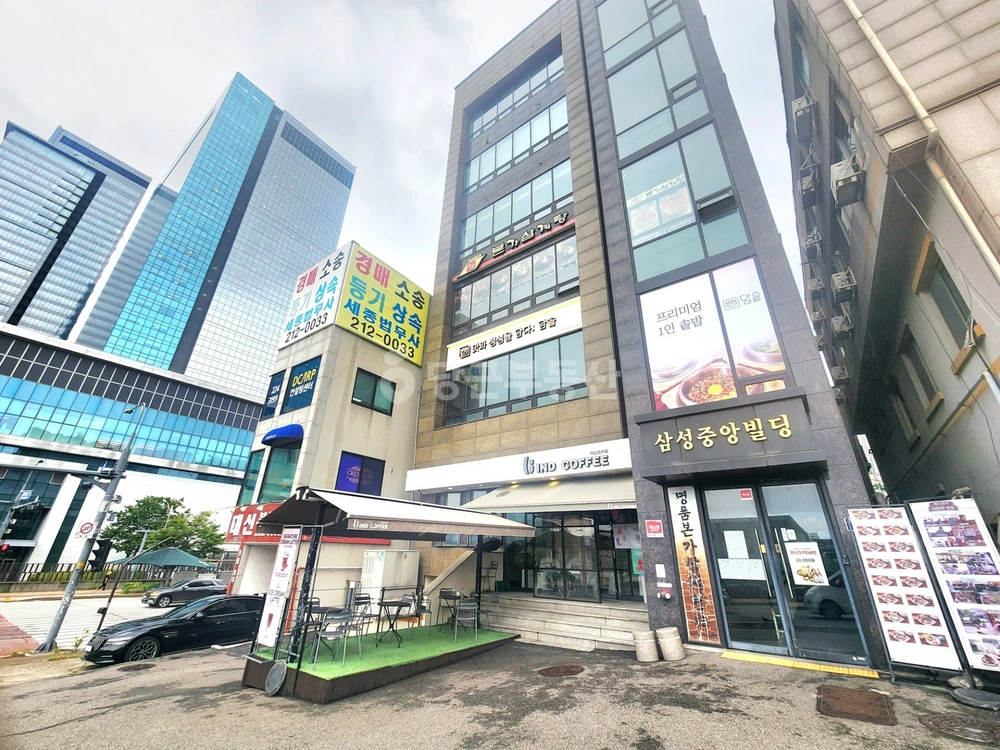 경기도 수원시 영통구 매탄동 상가 사진 1