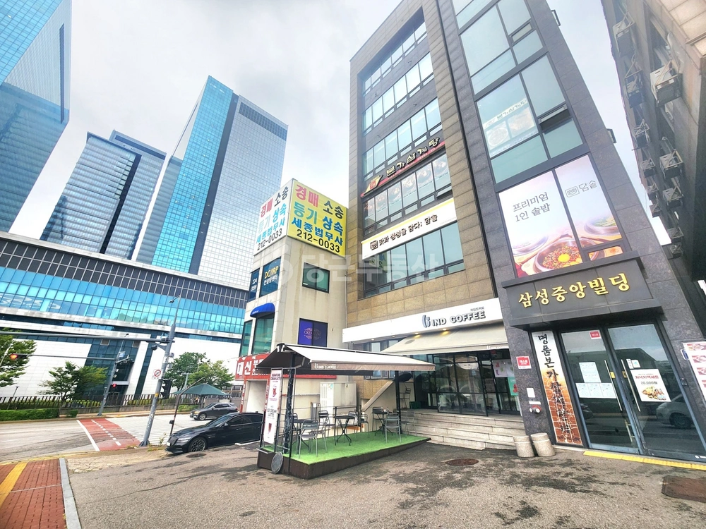 경기도 수원시 영통구 매탄동 상가 사진 1