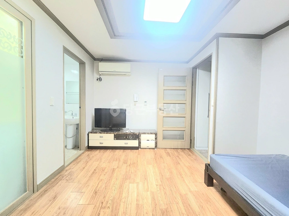 부산광역시 부산진구 부암동 원룸 사진 1