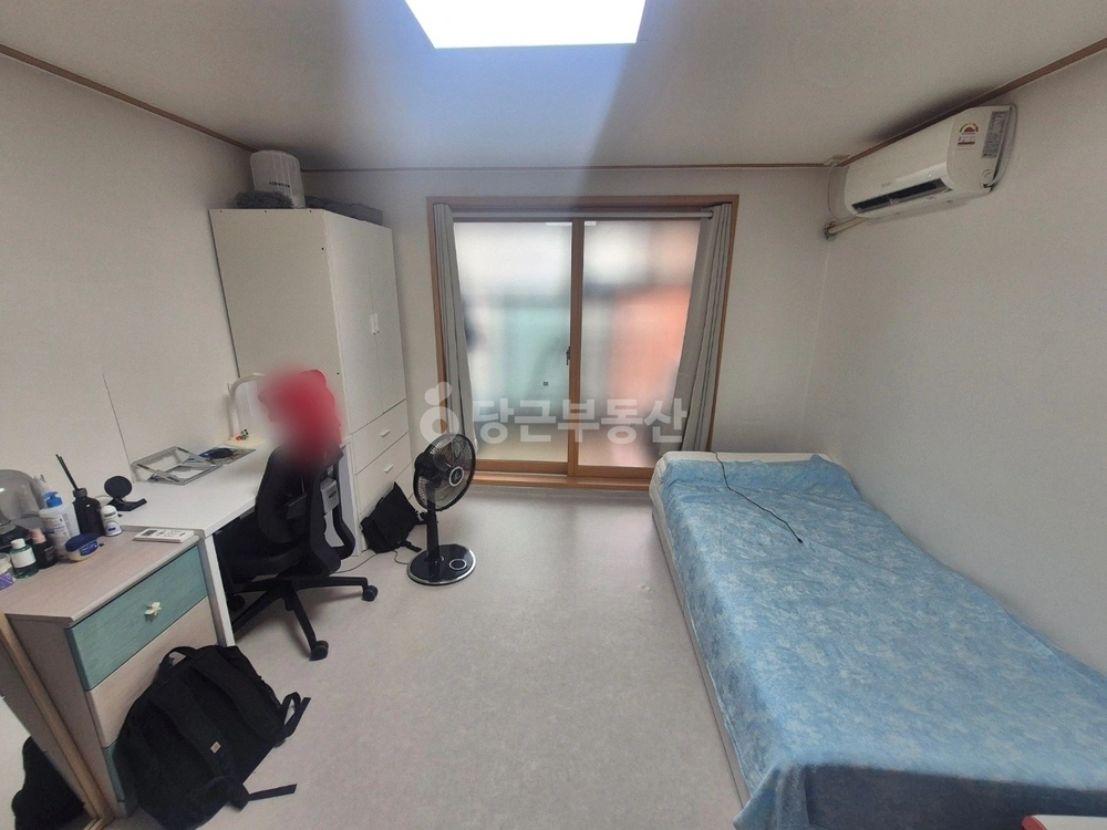 서울특별시 서대문구 창천동 원룸 사진 1