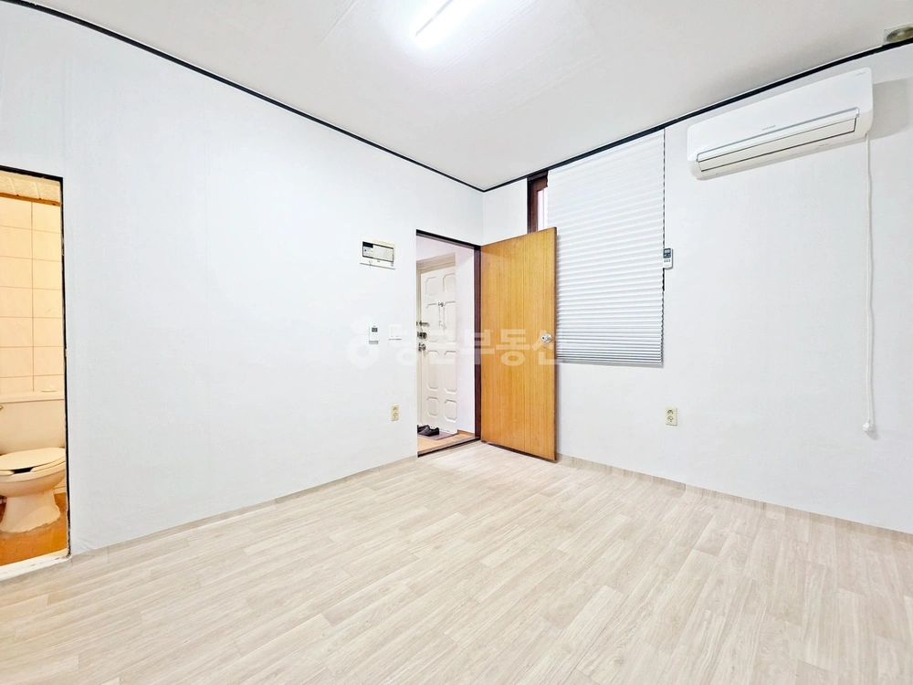 충청남도 천안시 동남구 봉명동 원룸 사진 1