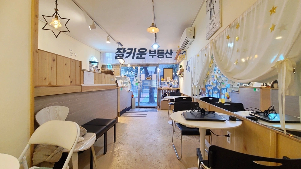 전남광주통합특별시 남구 진월동 상가 사진 1