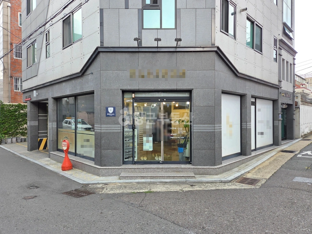 대구광역시 남구 대명동 상가 사진 1