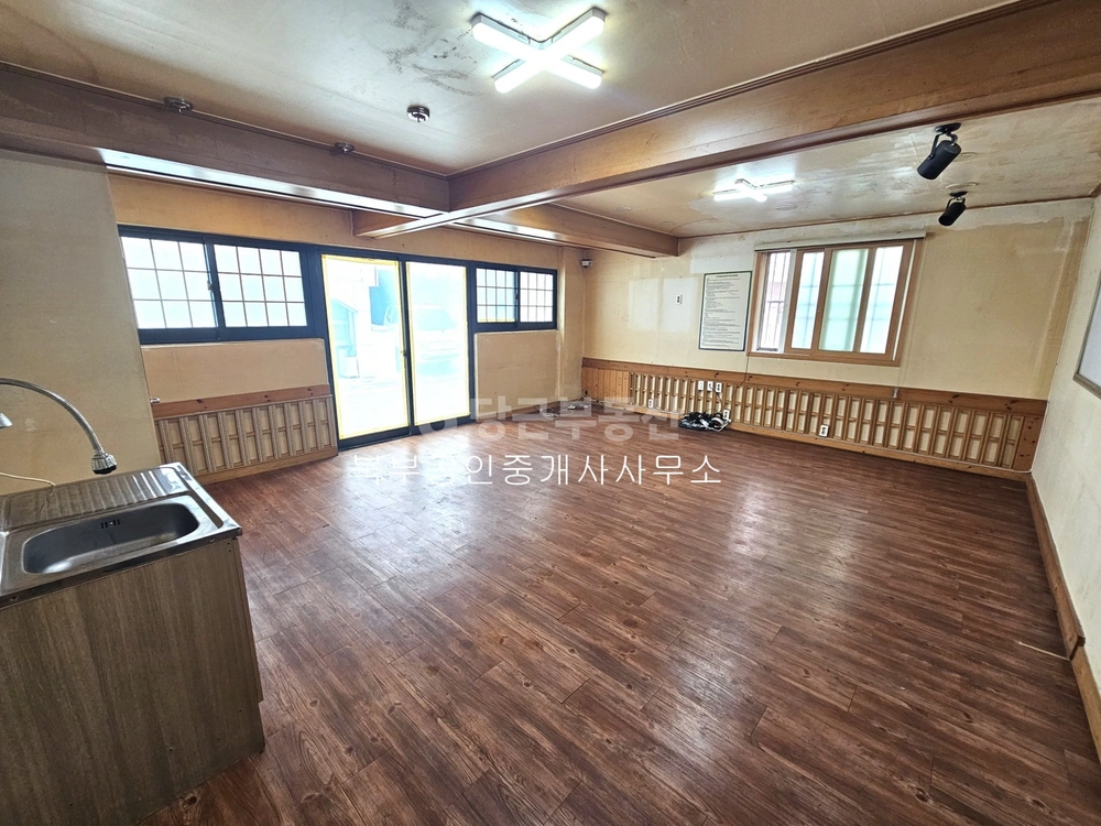경상남도 김해시 외동 상가 사진 1
