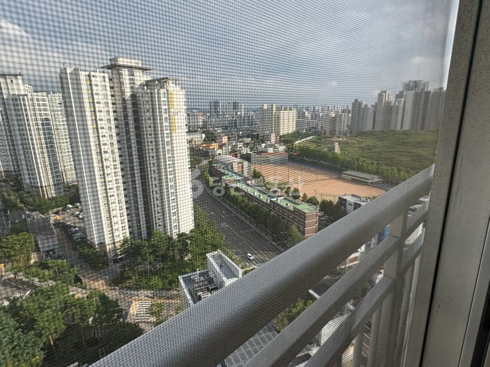 인천광역시 제물포구 송림동 아파트 사진 1