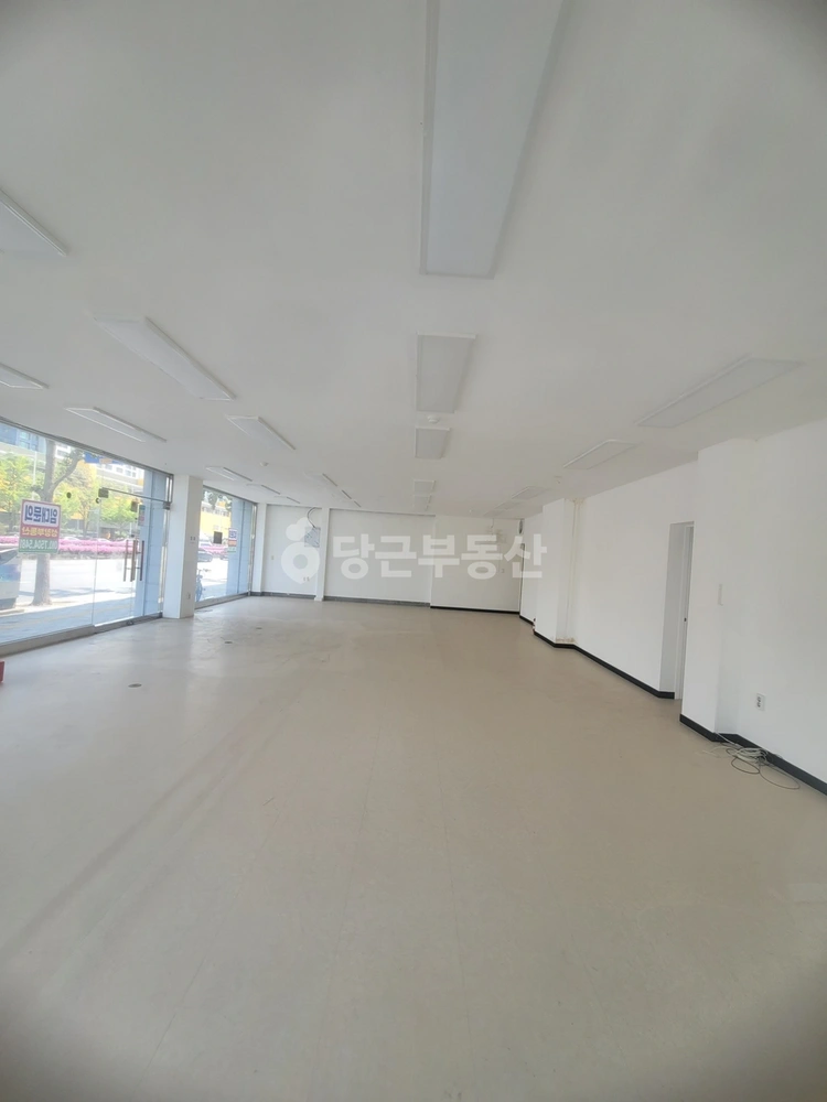 부산광역시 동래구 온천동 상가 사진 1