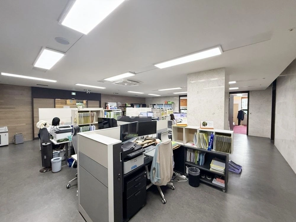 서울특별시 강남구 역삼동 사무실 사진 1