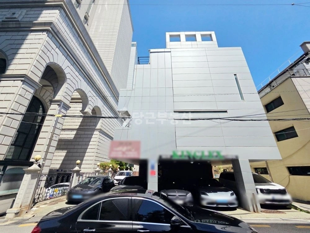 서울특별시 강남구 논현동 사무실 사진 1