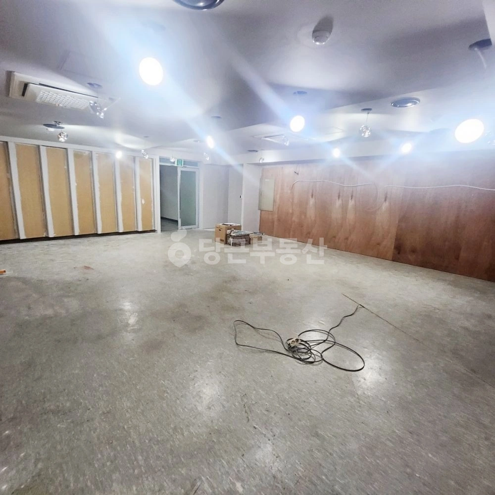 서울특별시 강남구 논현동 사무실 사진 1