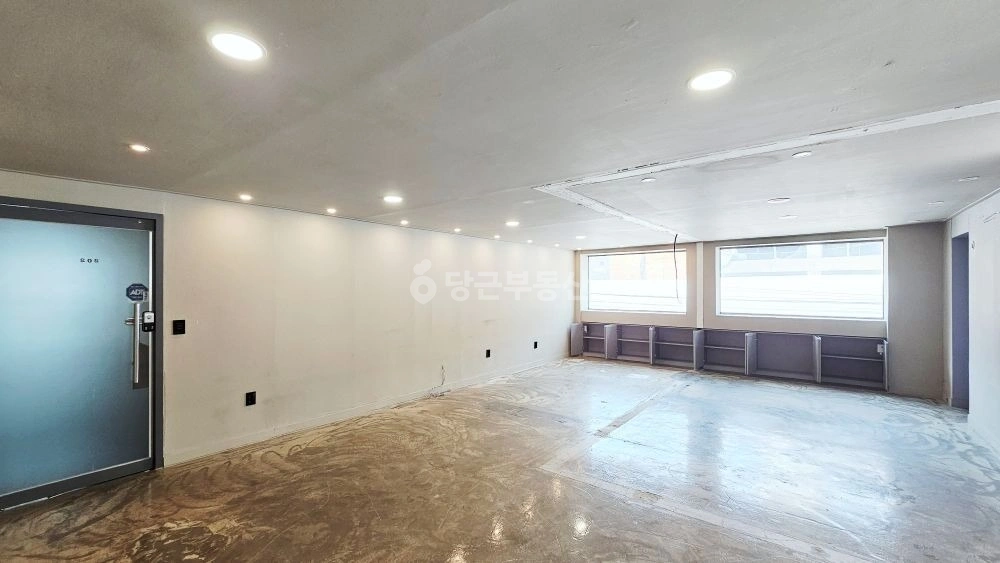 서울특별시 강남구 신사동 사무실 사진 1