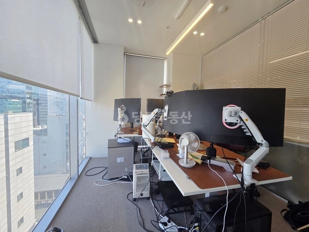 서울특별시 강남구 역삼동 사무실 사진 1
