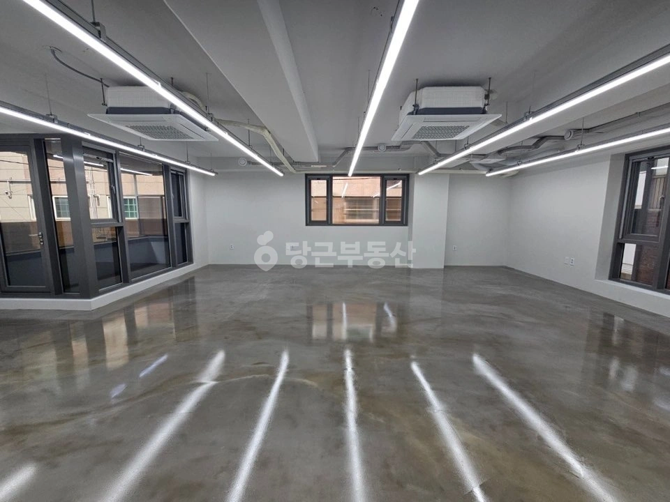서울특별시 강남구 신사동 사무실 사진 1