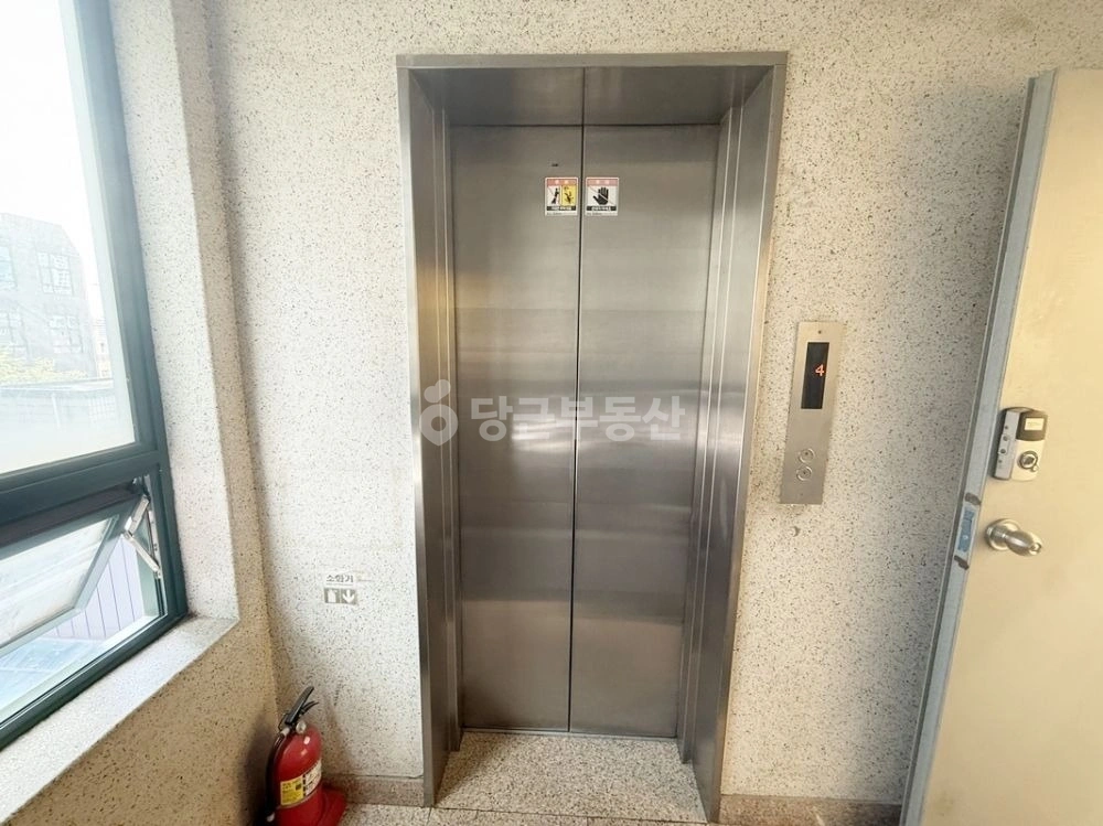 서울특별시 강남구 논현동 사무실 사진 1