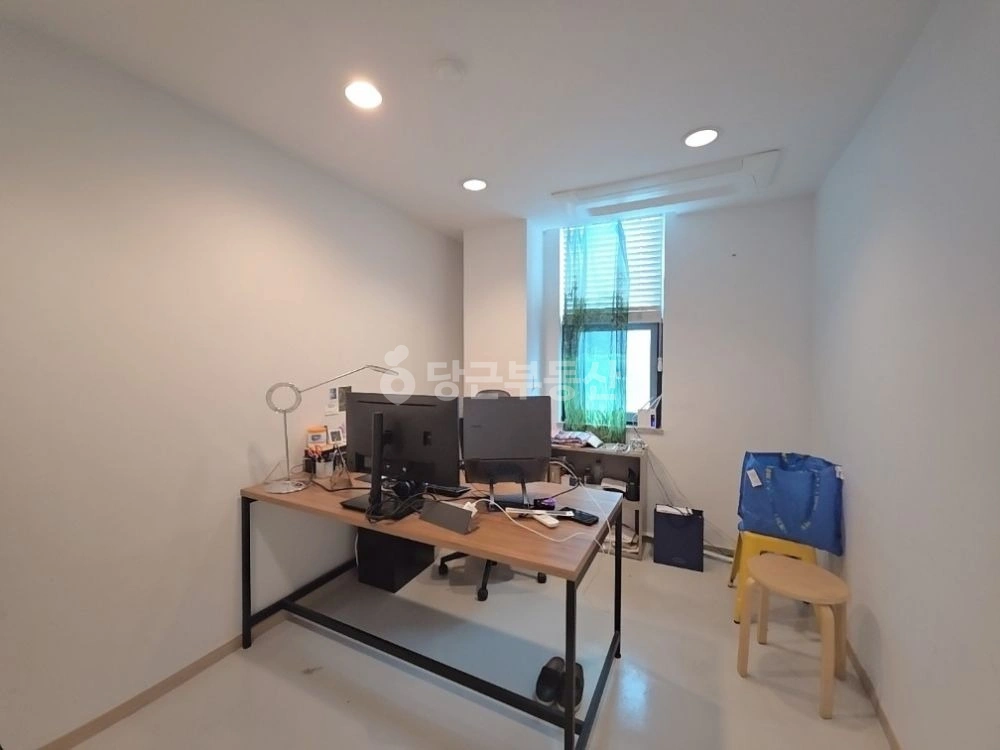 서울특별시 강남구 논현동 사무실 사진 1