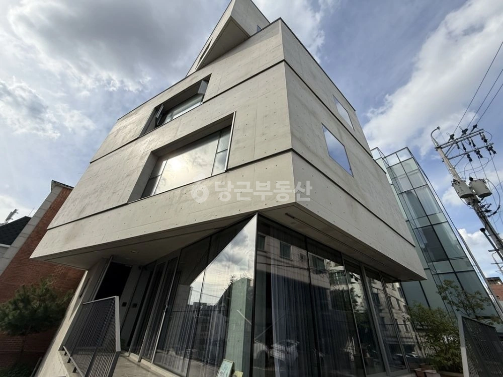 서울특별시 강남구 논현동 사무실 사진 1