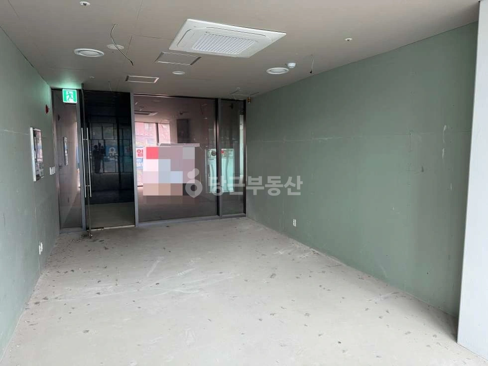 서울특별시 동작구 신대방동 상가 사진 1