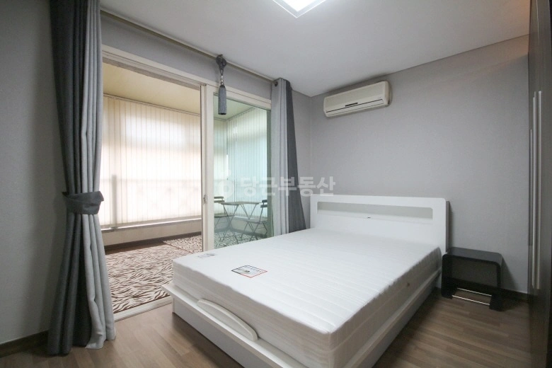 서울특별시 강남구 논현동 원룸 사진 1