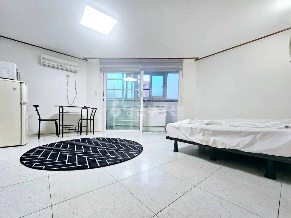 서울특별시 강남구 역삼동 원룸 사진 1