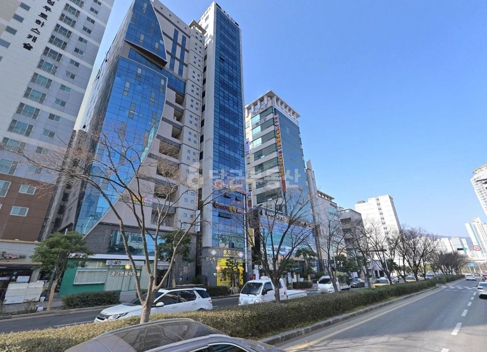 부산광역시 연제구 연산동 상가 사진 1