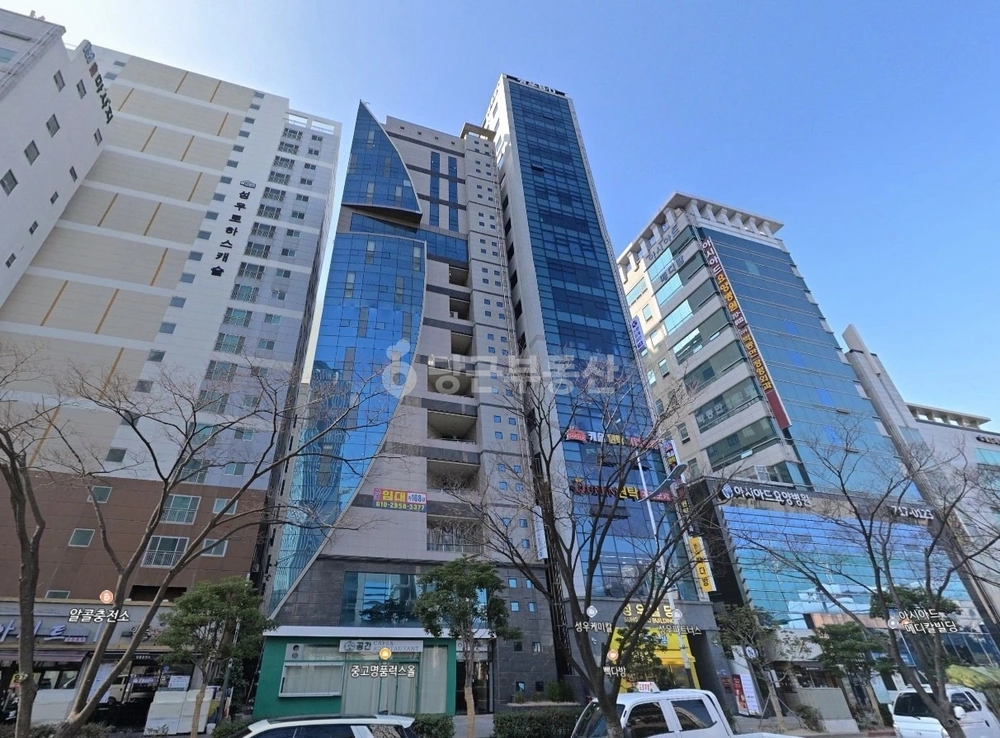 부산광역시 연제구 연산동 상가 사진 1