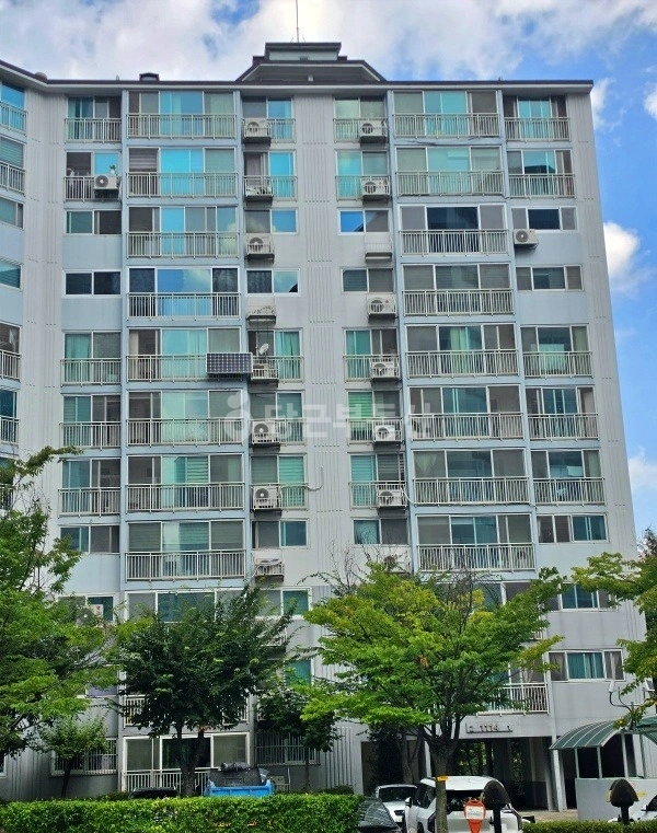 대전광역시 서구 관저동 아파트 사진 1